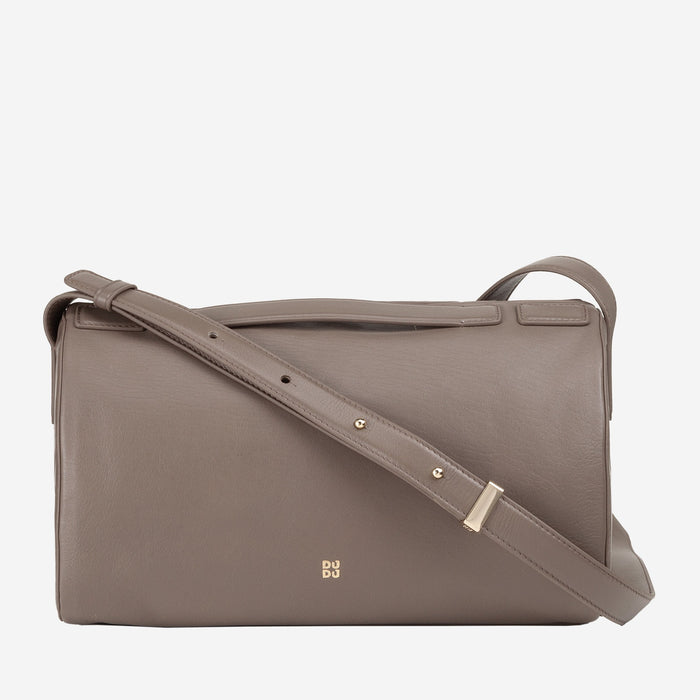 Leslie Taupe